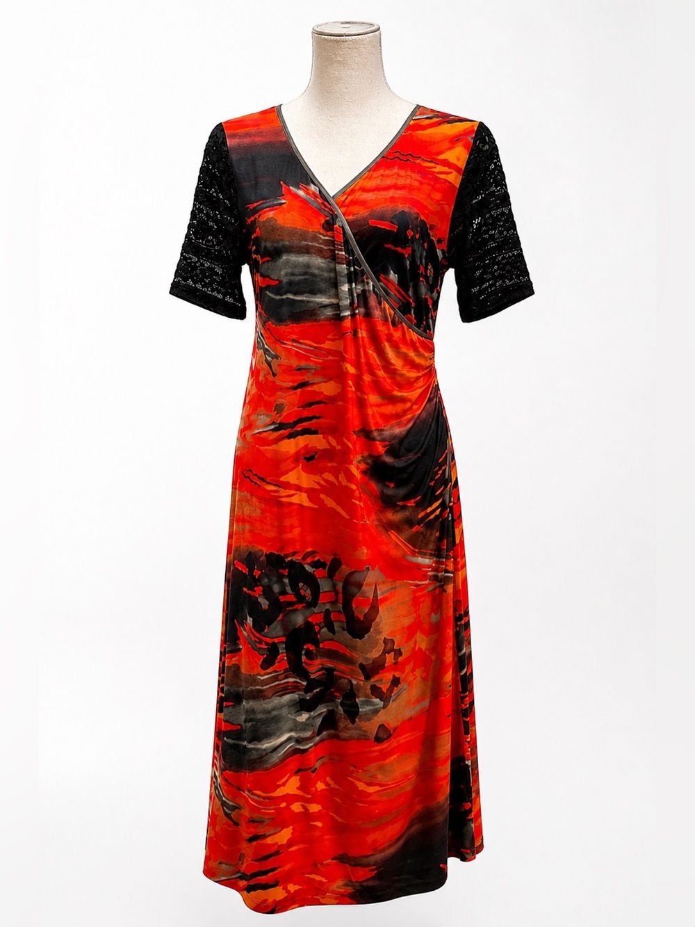 NWT Bleu d’Azur faux wrap midi dress.  Black/red floral. Large